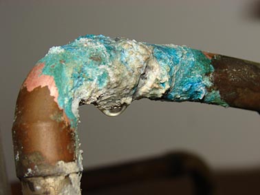 La corrosion est un processus découlant de l'oxydoréduction des subtances